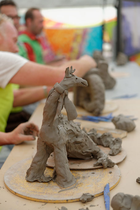 Earth and Fire, Rufford Abbey 2014. Potters Games, ‘Animal Consequences: This rather engaging hybrid Giraffe/Lizzard was by Annie Peaker and Anna Mercedes Wear.